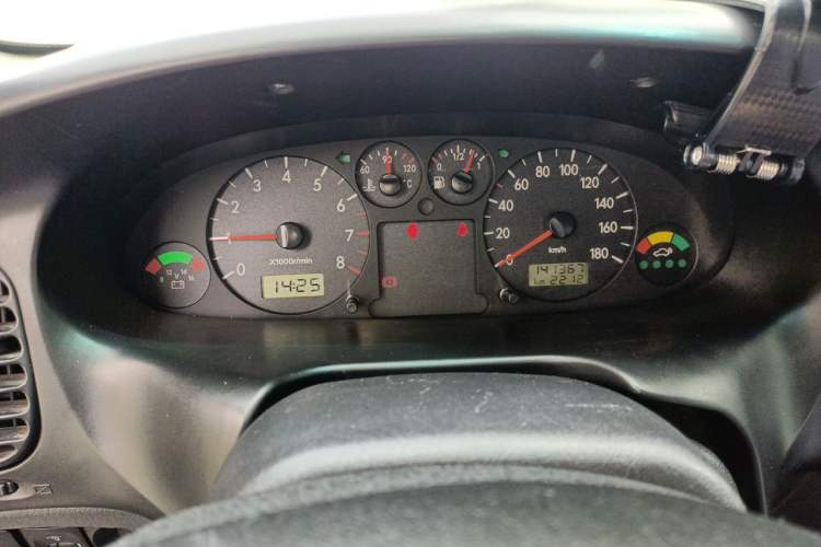 Used JAC Group Refine 2012 2.0L Timeless Edition HFC4GA3 Instrument Cluster