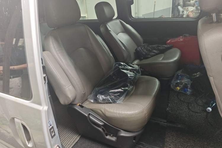 Used JAC Group Refine 2012 1.9T Shuttle Diesel Comfort Version HFC4DB1-2C Left Rear Seat