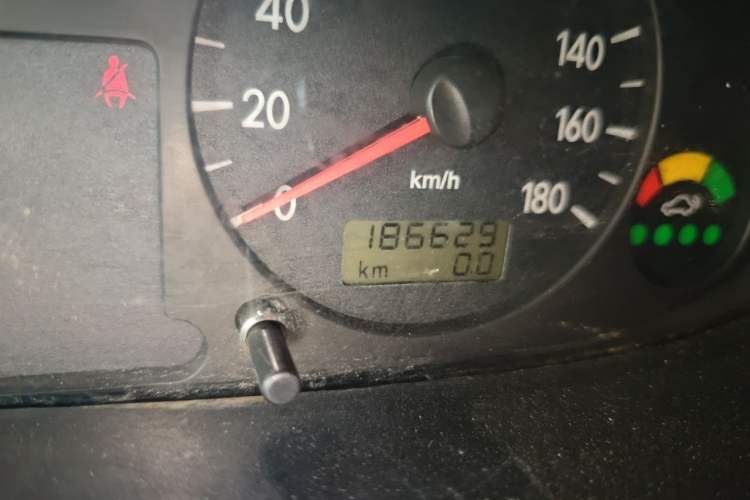 Used JAC Group Refine 2012 2.0L Timeless Edition HFC4GA3 Odometer Close Up