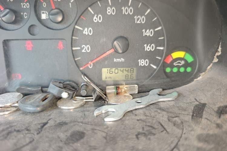Used JAC Group Refine  Odometer Close Up