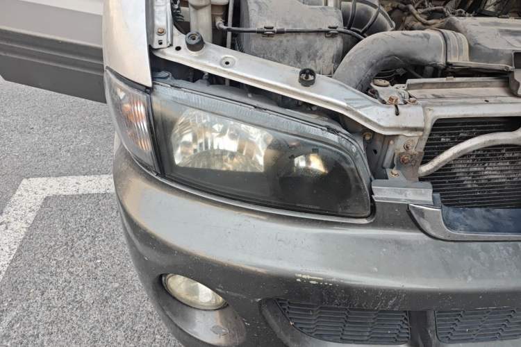 Used JAC Group Refine 2012 1.9T Shuttle Diesel Comfort Version HFC4DB1-2C Right Front Headlight