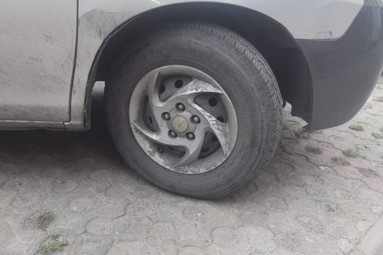 Used JAC Group Refine 2012 2.0L Timeless Edition HFC4GA3 Right Front Wheel Hub