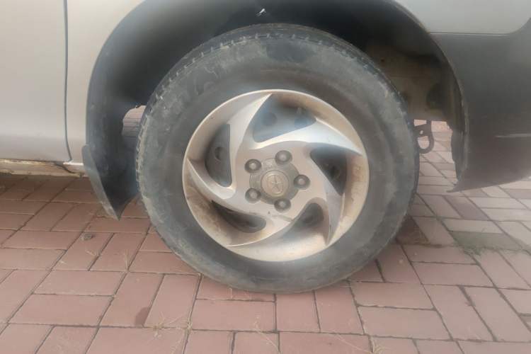 Used JAC Group Refine  Right Front Wheel Hub