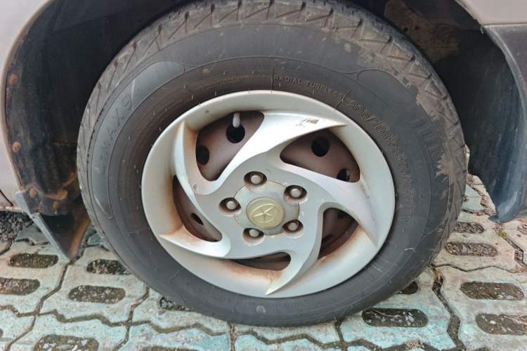 Used JAC Group Refine  Right Front Wheel Hub