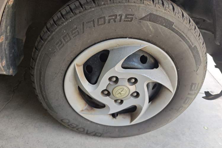 Used JAC Group Refine 2012 2.0L Timeless Edition HFC4GA3 Right Front Wheel Hub