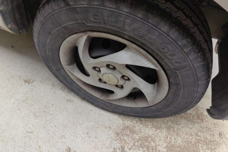 Used JAC Group Refine 2012 2.0L Timeless Edition HFC4GA3 Right Front Wheel Hub