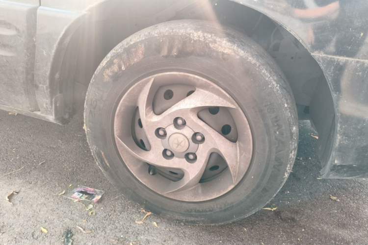 Used JAC Group Refine  Right Front Wheel Hub