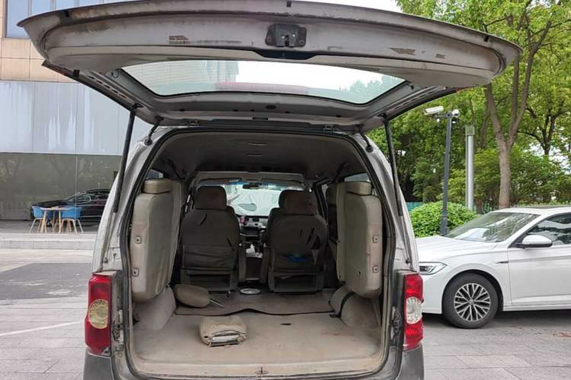 Used JAC Group Refine  Trunk
