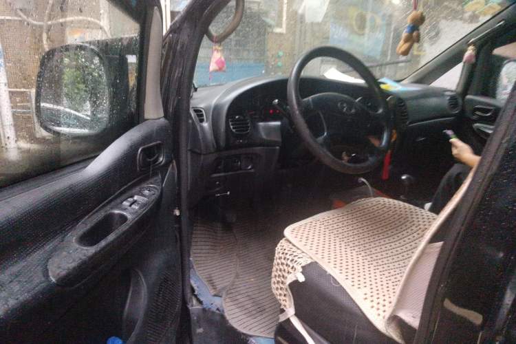 Used JAC Group Refine 2015 2.0L Shuttle Gasoline Long-Wheelbase Standard Version HFC4GA3-3D Driver Seat