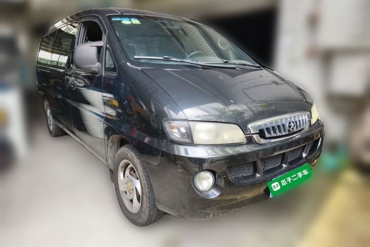 Used JAC Group Refine 2015 2.0L Shuttle Gasoline Long-Wheelbase Comfort Version HFC4GA3-3D Front Right 45 Deg