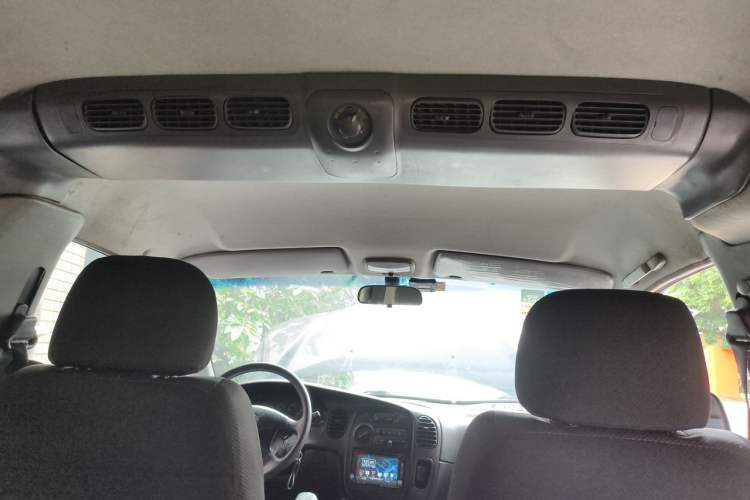 Used JAC Group Refine 2015 2.0L Shuttle Gasoline Long-Wheelbase Comfort Version HFC4GA3-3D Headliner