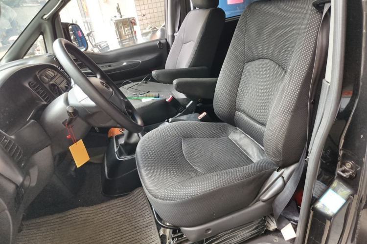 Used JAC Group Refine 2015 2.0L Shuttle Gasoline Long-Wheelbase Comfort Version HFC4GA3-3D Left Front Seat