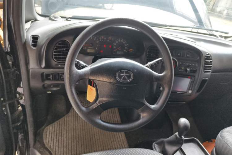 Used JAC Group Refine 2015 2.0L Shuttle Gasoline Long-Wheelbase Comfort Version HFC4GA3-3D Steering Wheel