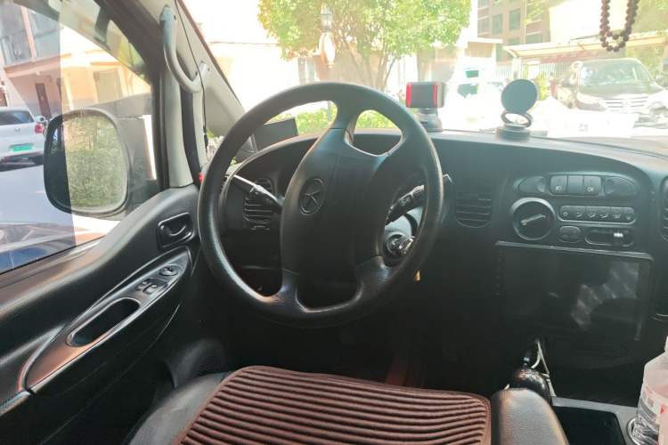 Used JAC Group Refine 2015 2.0L Shuttle Gasoline Long-Wheelbase Standard Version HFC4GA3-3D Steering Wheel