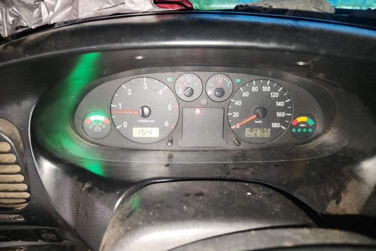 Used JAC Group Refine 2015 1.9T Shuttle Long Wheelbase Standard HFC4DB1-2C Instrument Cluster