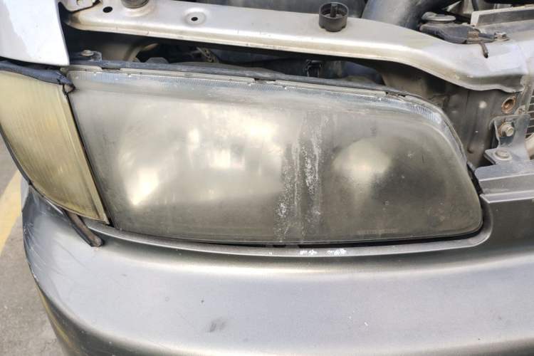 Used JAC Group Refine 2015 1.9T Shuttle Long-Wheelbase Comfort Model HFC4DB1-2C Right Front Headlight
