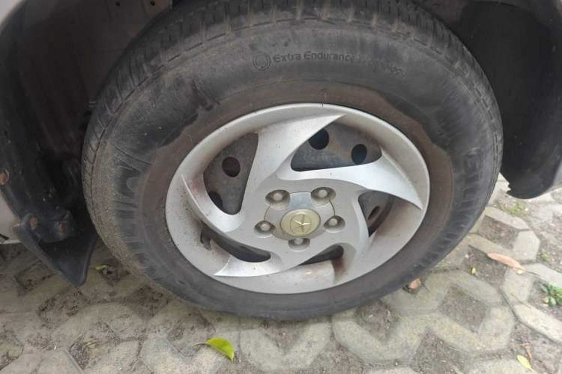 Used JAC Group Refine 2015 2.0L Shuttle Gasoline Long-Wheelbase Comfort Version HFC4GA3-3D Right Front Wheel Hub