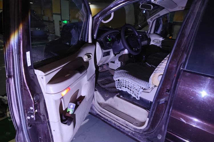 Used JAC Group Refine 2015 2.0L Shuttle Gasoline Long-Wheelbase Comfort Version HFC4GA3-3D Driver Seat