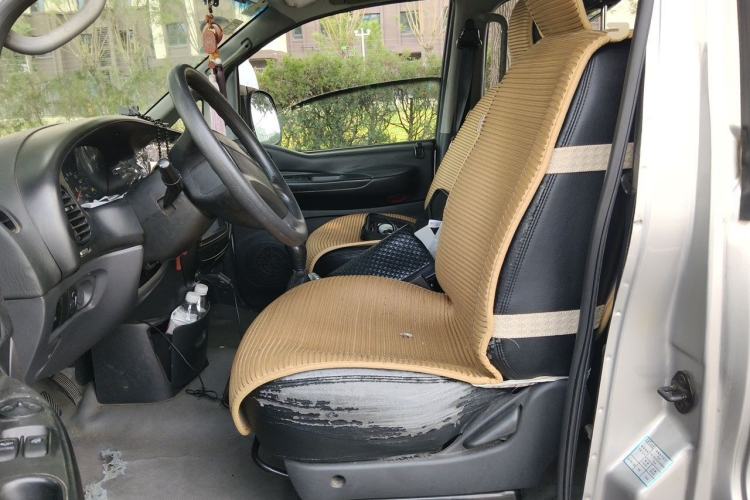 Used JAC Group Refine 2015 2.0L Shuttle Gasoline Long-Wheelbase Comfort Version HFC4GA3-3D Left Front Seat