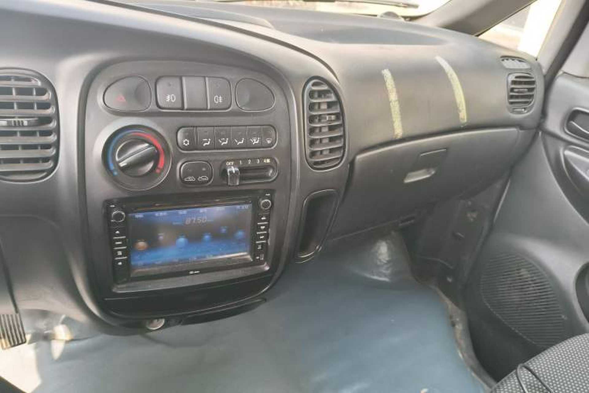 Used JAC Group Refine 2015 2.0L Shuttle Gasoline Long-Wheelbase Standard Version HFC4GA3-3D Audio And AC Panel