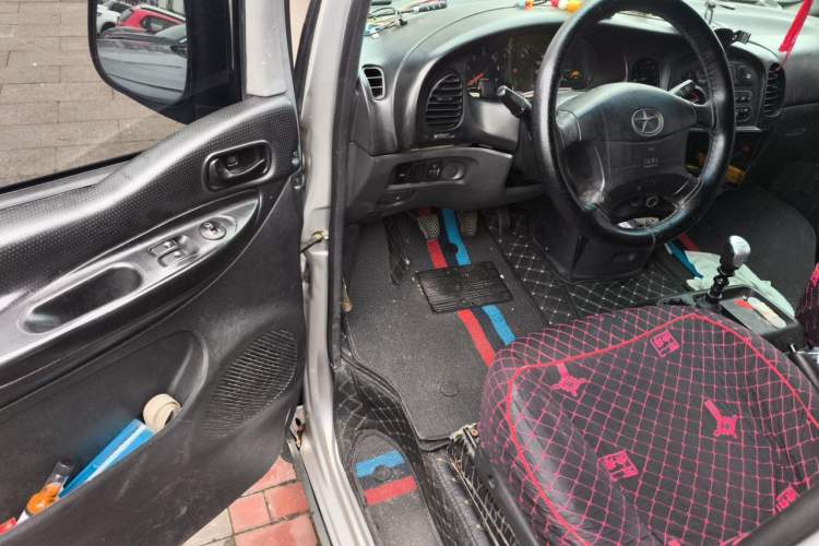 Used JAC Group Refine 2015 1.9T Shuttle Long-Wheelbase Comfort Model HFC4DB1-2C Driver Seat