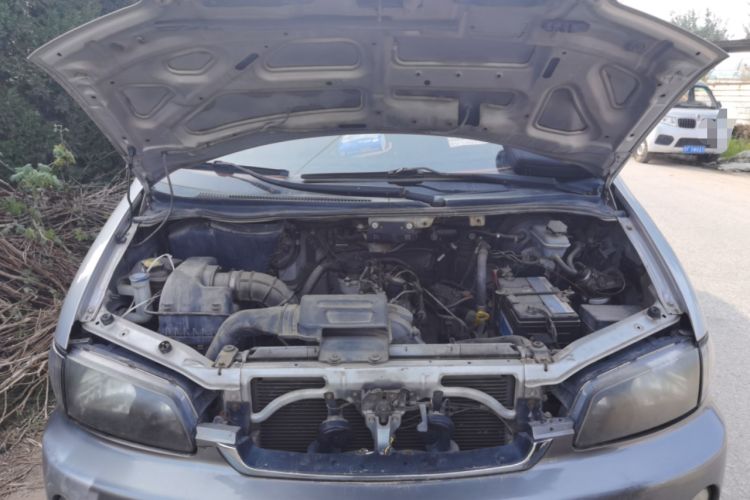 Used JAC Group Refine 2015 1.9T Shuttle Long Wheelbase Standard HFC4DB1-2C Engine Bay