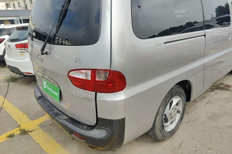 Used JAC Group Refine 2015 2.0L Shuttle Gasoline Long-Wheelbase Standard Version HFC4GA3-3D Exterior 3
