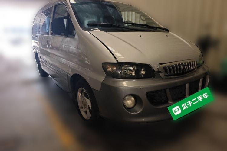 Used JAC Group Refine 2015 1.9T Shuttle Long-Wheelbase Comfort Model HFC4DB1-2C Front Right 45 Deg