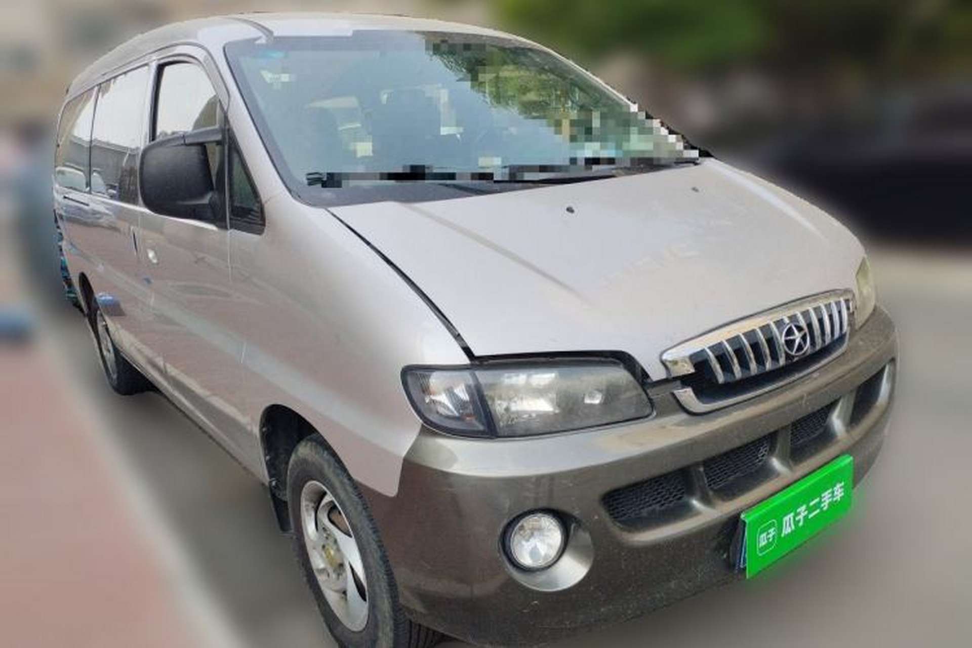 Used JAC Group Refine 2015 2.0L Shuttle Gasoline Long-Wheelbase Comfort Version HFC4GA3-3D Front Right 45 Deg