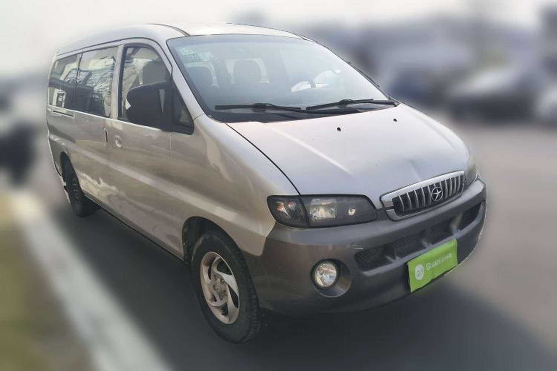 Used JAC Group Refine 2015 2.0L Shuttle Gasoline Long-Wheelbase Standard Version HFC4GA3-3D Front Right 45 Deg
