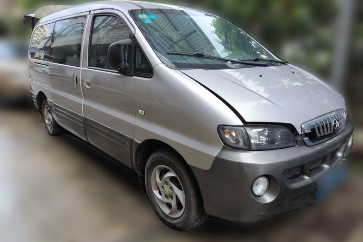 Used JAC Group Refine 2015 2.0L Shuttle Gasoline Long-Wheelbase Standard Version HFC4GA3-3D Front Right 45 Deg