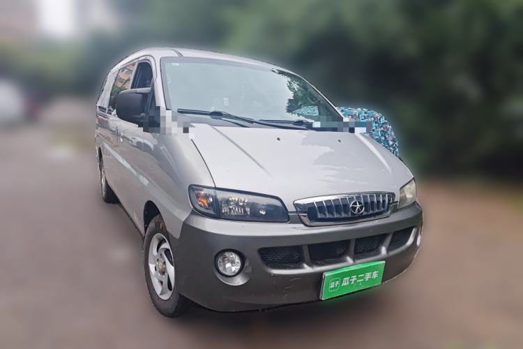 Used JAC Group Refine 2015 2.0L Shuttle Gasoline Long-Wheelbase Comfort Version HFC4GA3-3D Front Right 45 Deg