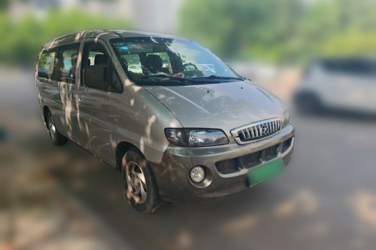Used JAC Group Refine 2015 2.0L Shuttle Gasoline Long-Wheelbase Comfort Version HFC4GA3-3D Front Right 45 Deg