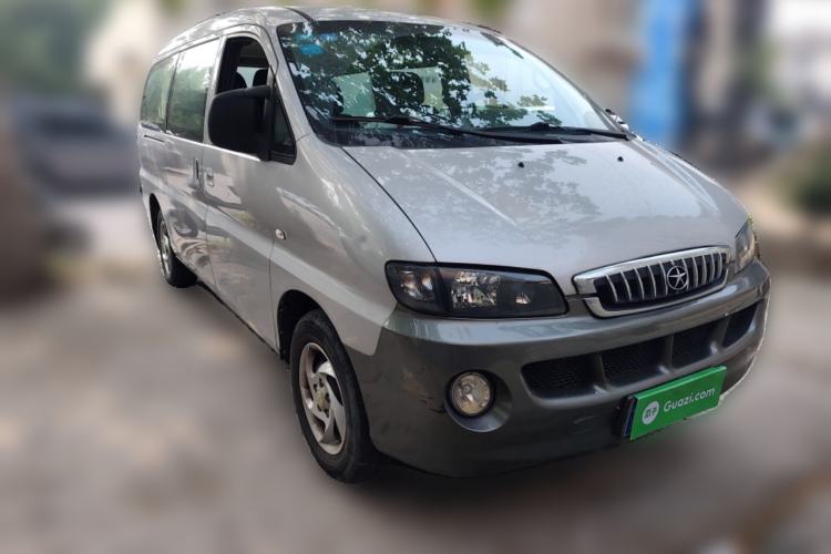 Used JAC Group Refine 2015 2.0L Shuttle Gasoline Long-Wheelbase Comfort Version HFC4GA3-3D Front Right 45 Deg