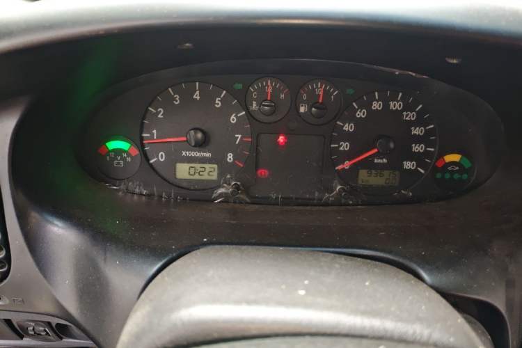Used JAC Group Refine 2015 2.0L Shuttle Gasoline Long-Wheelbase Standard Version HFC4GA3-3D Instrument Cluster