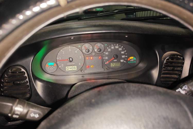 Used JAC Group Refine 2015 1.9T Shuttle Long-Wheelbase Comfort Model HFC4DB1-2C Instrument Cluster