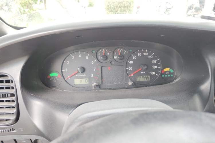 Used JAC Group Refine 2015 2.0L Shuttle Gasoline Long-Wheelbase Comfort Version HFC4GA3-3D Instrument Cluster