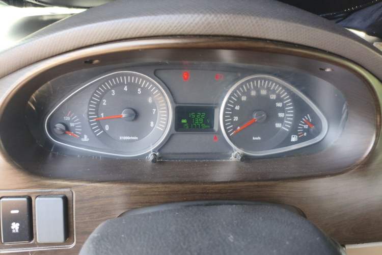 Used JAC Group Refine 2015 2.0L Shuttle Gasoline Long-Wheelbase Comfort Version HFC4GA3-3D Instrument Cluster
