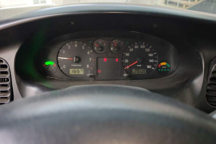 Used JAC Group Refine 2015 2.0L Shuttle Gasoline Long-Wheelbase Comfort Version HFC4GA3-3D Instrument Cluster
