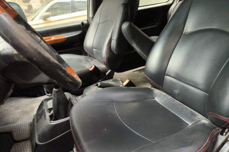 Used JAC Group Refine 2015 2.0L Shuttle Gasoline Long-Wheelbase Standard Version HFC4GA3-3D Left Front Seat