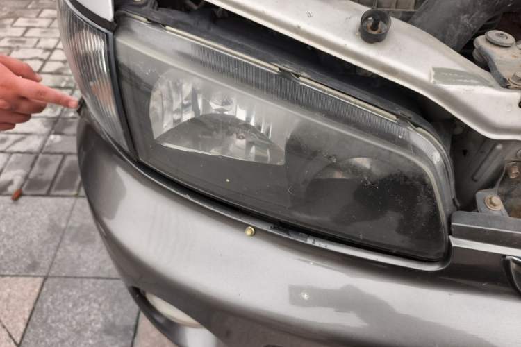 Used JAC Group Refine 2015 1.9T Shuttle Long-Wheelbase Comfort Model HFC4DB1-2C Right Front Headlight