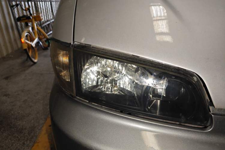 Used JAC Group Refine 2015 1.9T Shuttle Long-Wheelbase Comfort Model HFC4DB1-2C Right Front Headlight