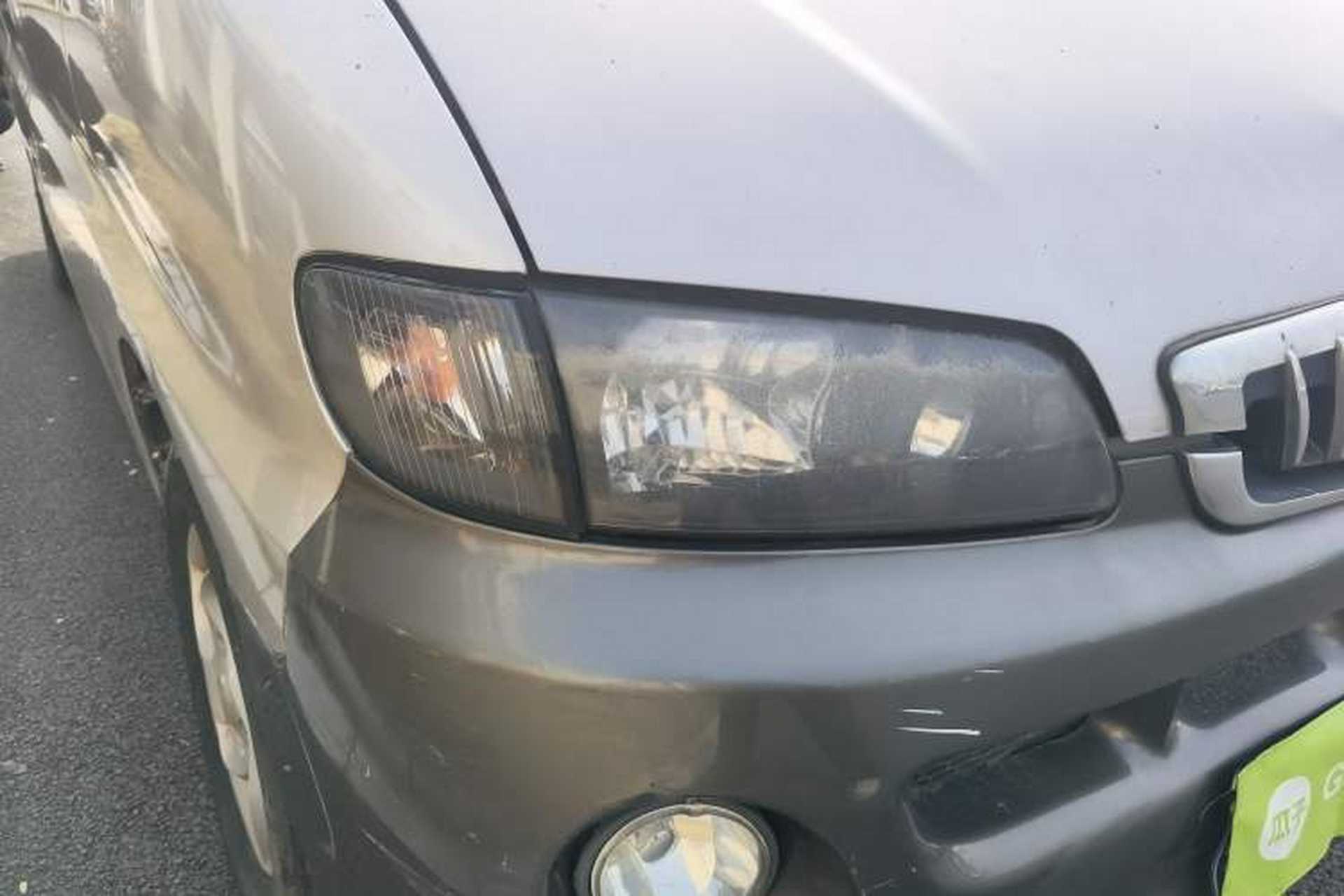Used JAC Group Refine 2015 2.0L Shuttle Gasoline Long-Wheelbase Standard Version HFC4GA3-3D Right Front Headlight