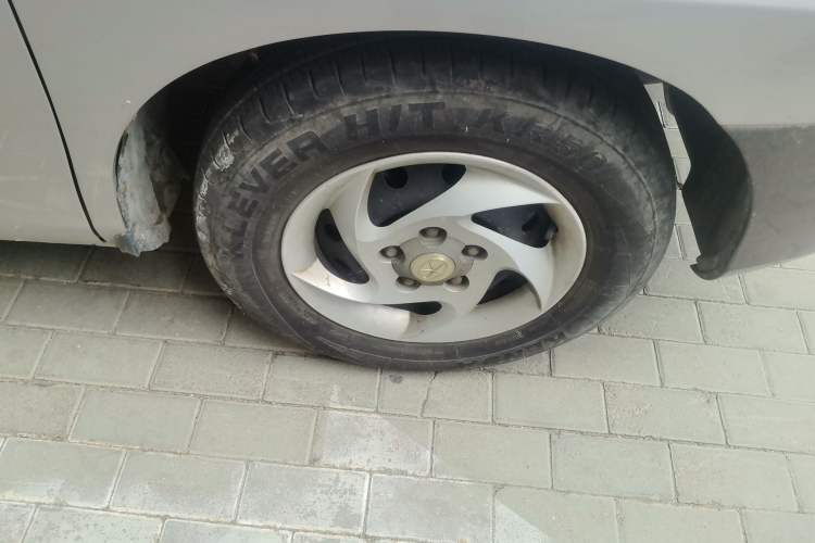 Used JAC Group Refine 2015 2.0L Shuttle Gasoline Long-Wheelbase Comfort Version HFC4GA3-3D Right Front Wheel Hub
