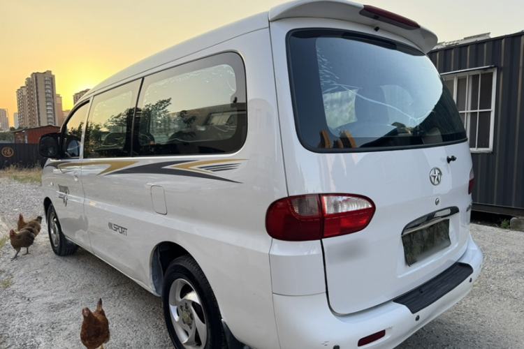 Used JAC Group Refine 2015 2.0L Shuttle Gasoline Long-Wheelbase Standard Version HFC4GA3-3D Exterior 9