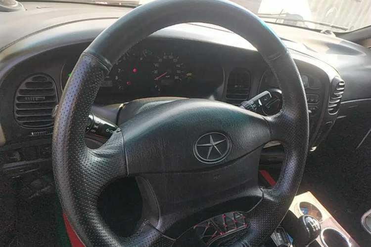 Used JAC Group Refine 2015 2.0L Shuttle Gasoline Long-Wheelbase Standard Version HFC4GA3-3D Steering Wheel
