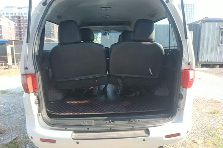 Used JAC Group Refine 2015 2.0L Shuttle Gasoline Long-Wheelbase Standard Version HFC4GA3-3D Trunk