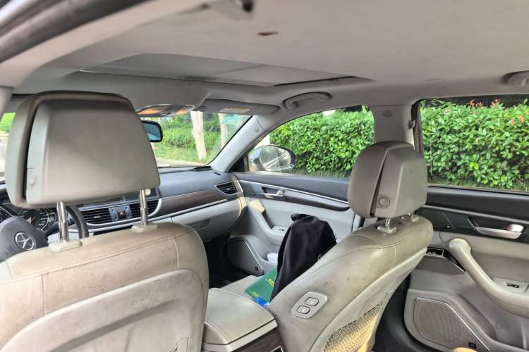 Used JAC Group Refine A60  Headliner