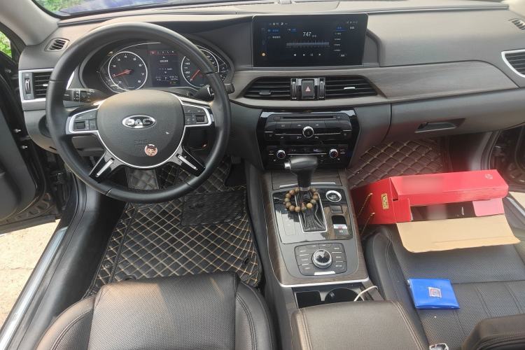 Used JAC Group Refine A60 2017 1.5 TGDI Automatic Luxury Business Model Center Console