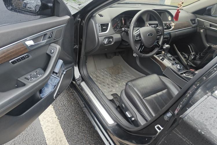 Used JAC Group Refine A60 2017 1.5 TGDI Automatic Luxury Business Model Driver Seat